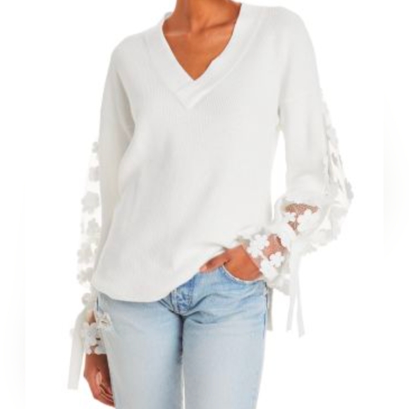 French Laundry Sweaters - French Laundry | Women's Caballo V-Neck Floral Lace Sweater | White | Large